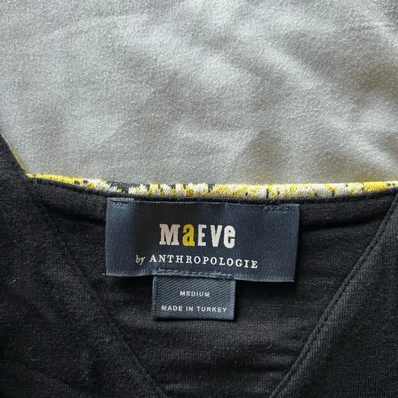 Maeve by Anthropologie Yellow and Black Floral Sunflower Crop Tank Top - Picture 4 of 5